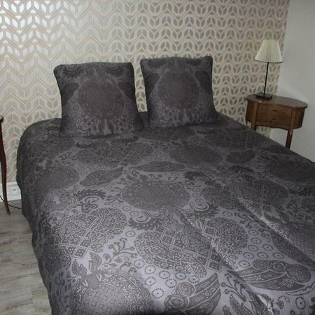 Aux Berges Du Coubisou Bed & Breakfast Екстериор снимка