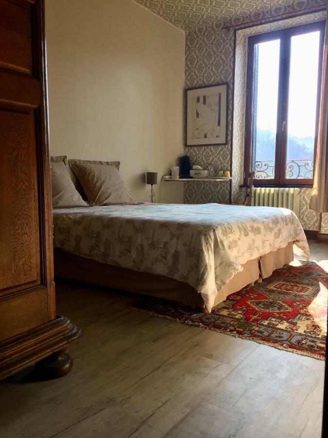 Aux Berges Du Coubisou Bed & Breakfast Екстериор снимка