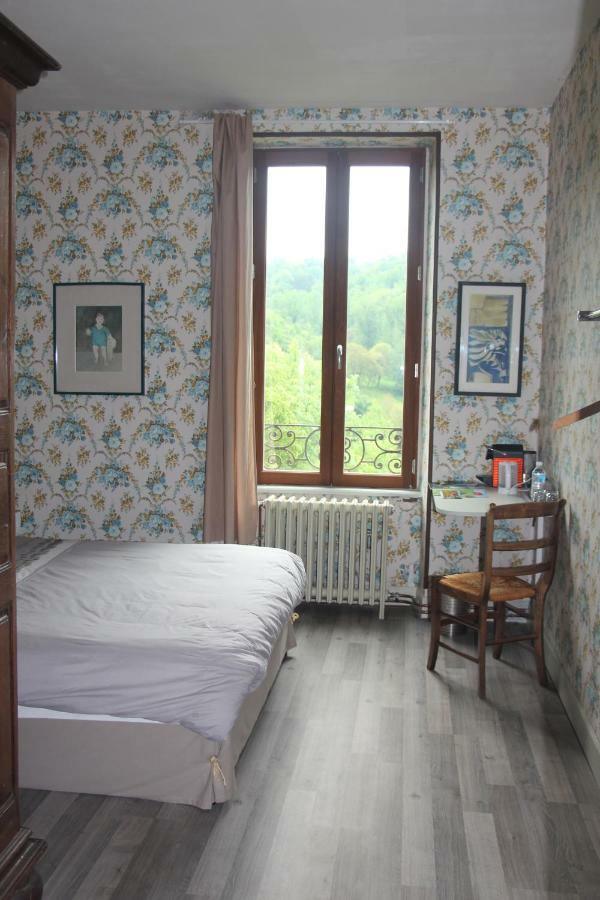 Aux Berges Du Coubisou Bed & Breakfast Екстериор снимка