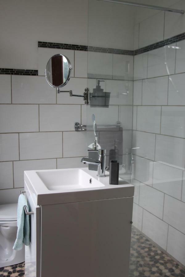 Aux Berges Du Coubisou Bed & Breakfast Екстериор снимка