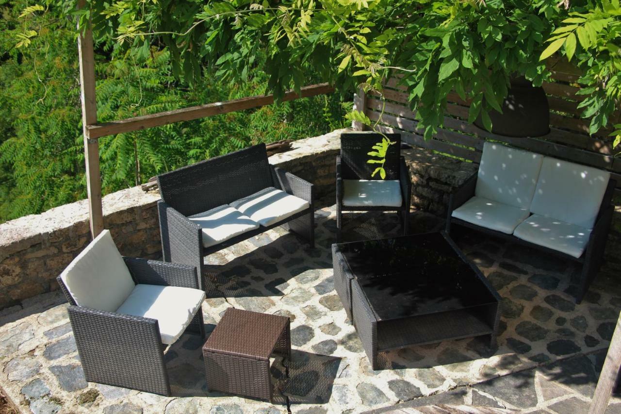 Aux Berges Du Coubisou Bed & Breakfast Екстериор снимка